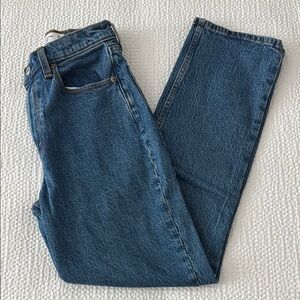 Abercrombie Curve Love 90s Straight Dark Wash